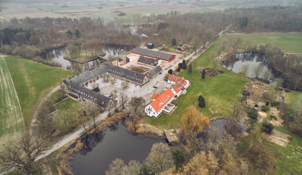 Sonnerupgaard gods mansion farm gaard gård luftfoto dronofoto dronographica landbrug
